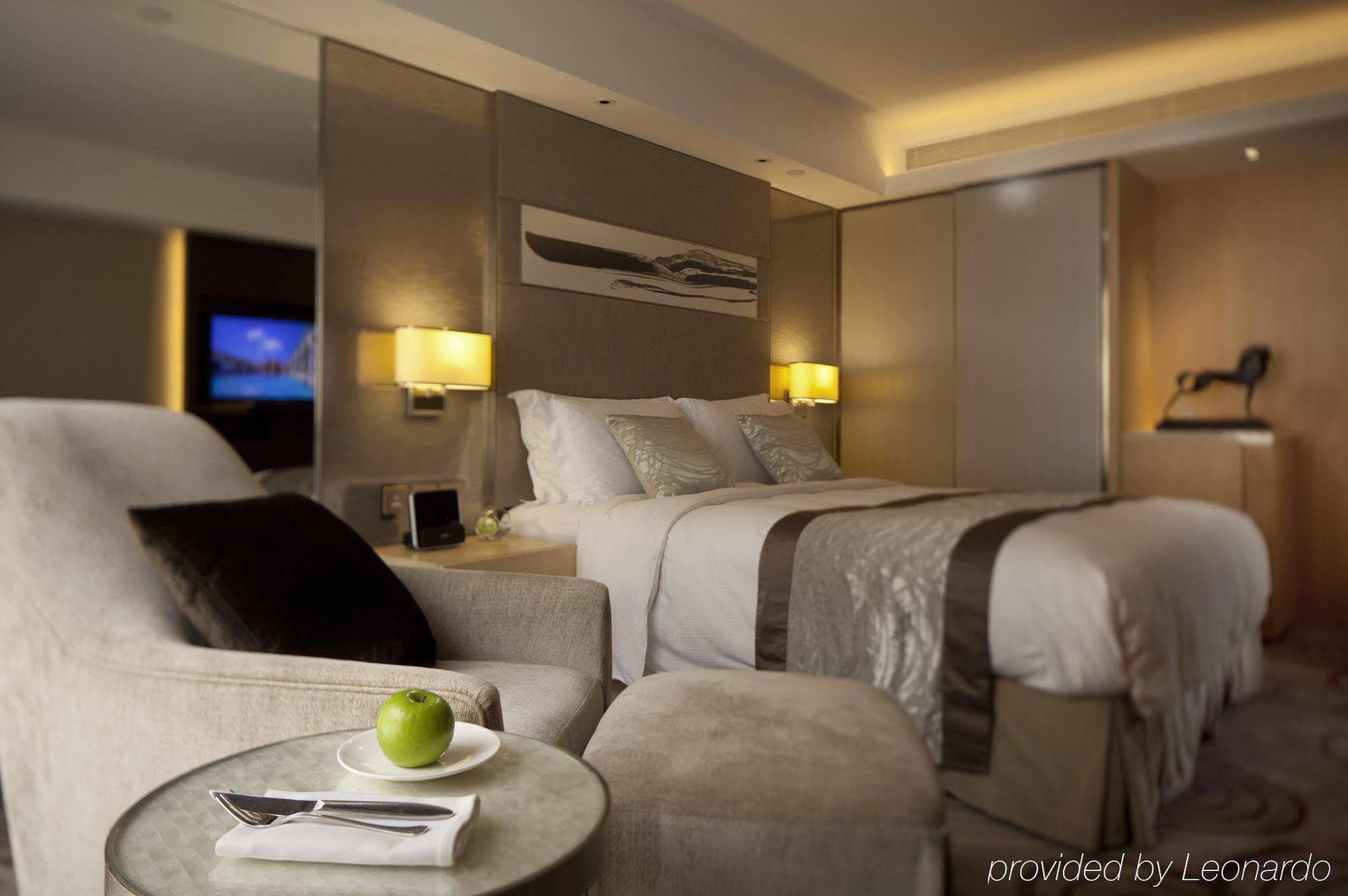 The Royal Garden Hotel Hongkong Szoba fotó Deluxe Room